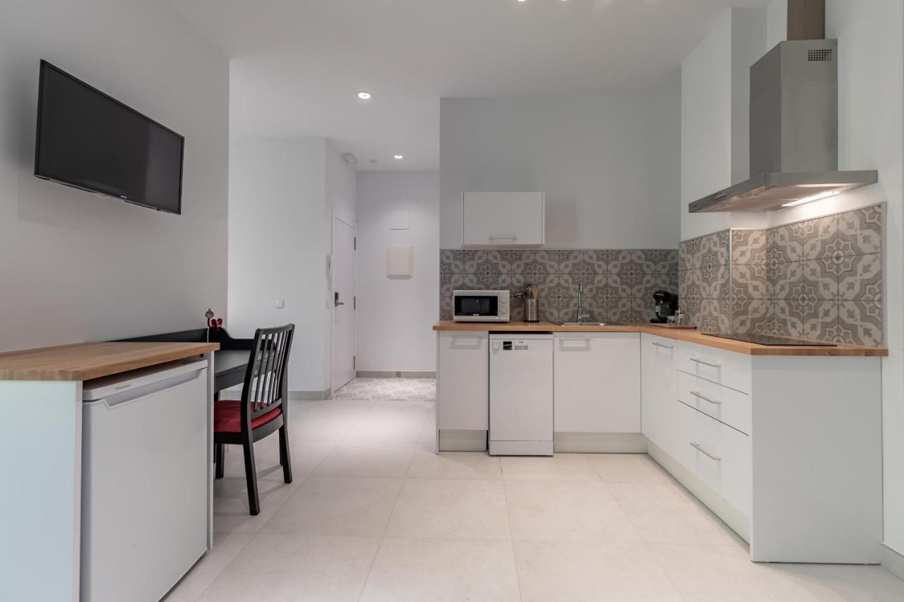 Chic & Comfortable Apartment, Private Terrace Valencia Exteriör bild