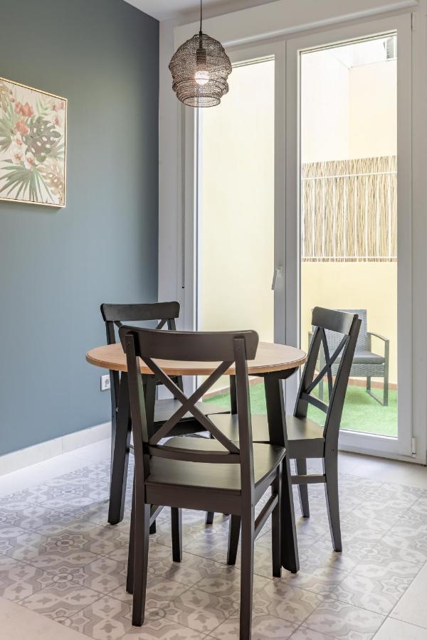 Chic & Comfortable Apartment, Private Terrace Valencia Exteriör bild