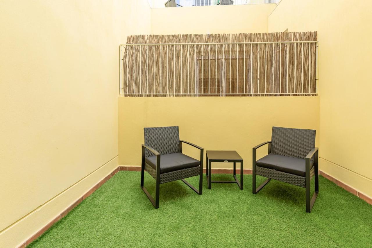 Chic & Comfortable Apartment, Private Terrace Valencia Exteriör bild