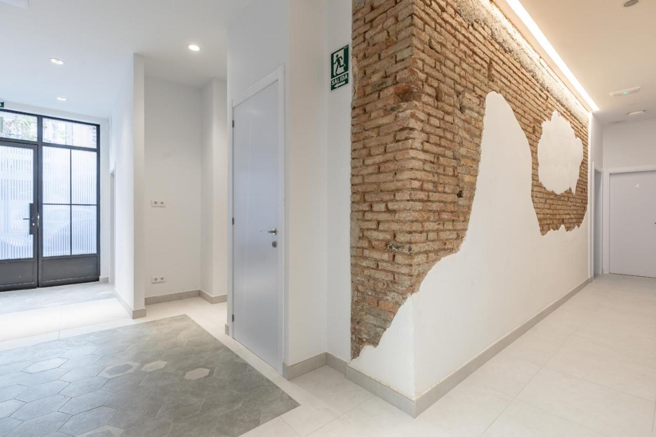 Chic & Comfortable Apartment, Private Terrace Valencia Exteriör bild