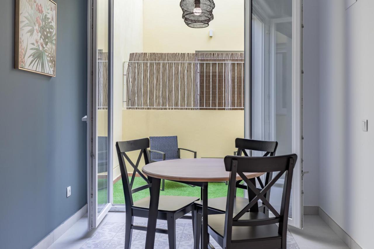 Chic & Comfortable Apartment, Private Terrace Valencia Exteriör bild