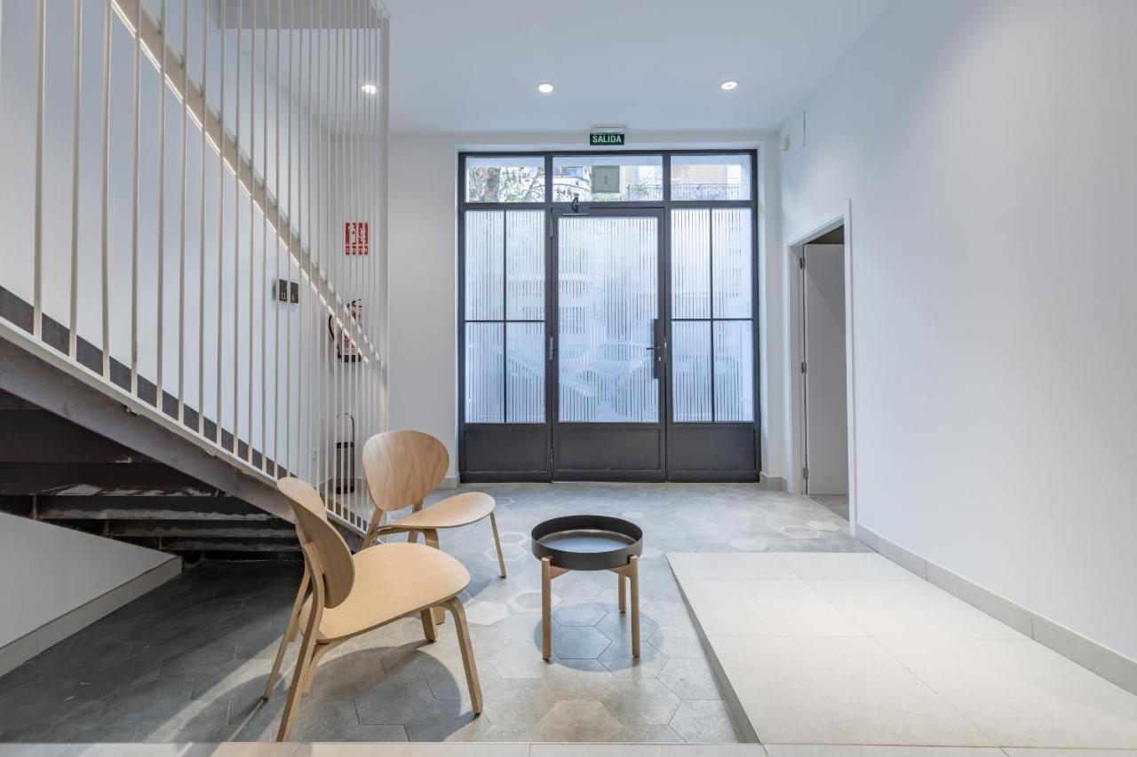 Chic & Comfortable Apartment, Private Terrace Valencia Exteriör bild